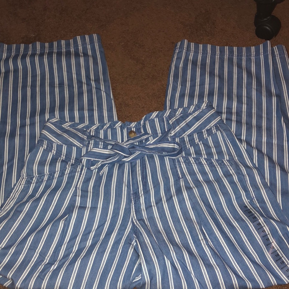 American Eagle Pants